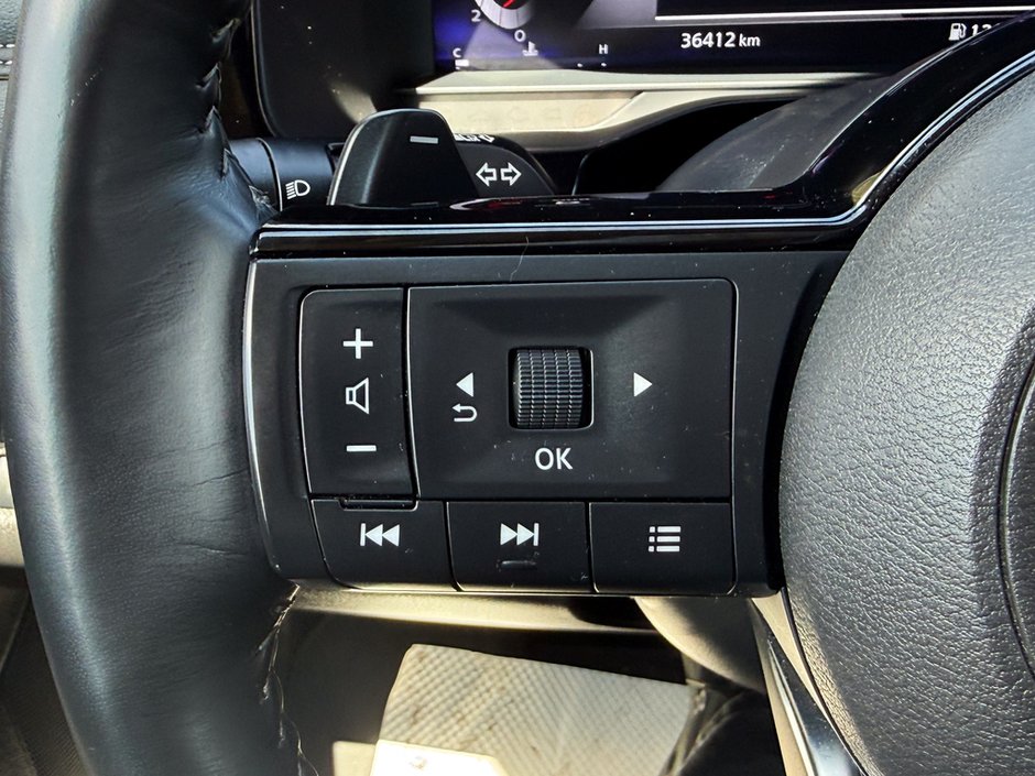 2024 Nissan Pathfinder Platinum-25