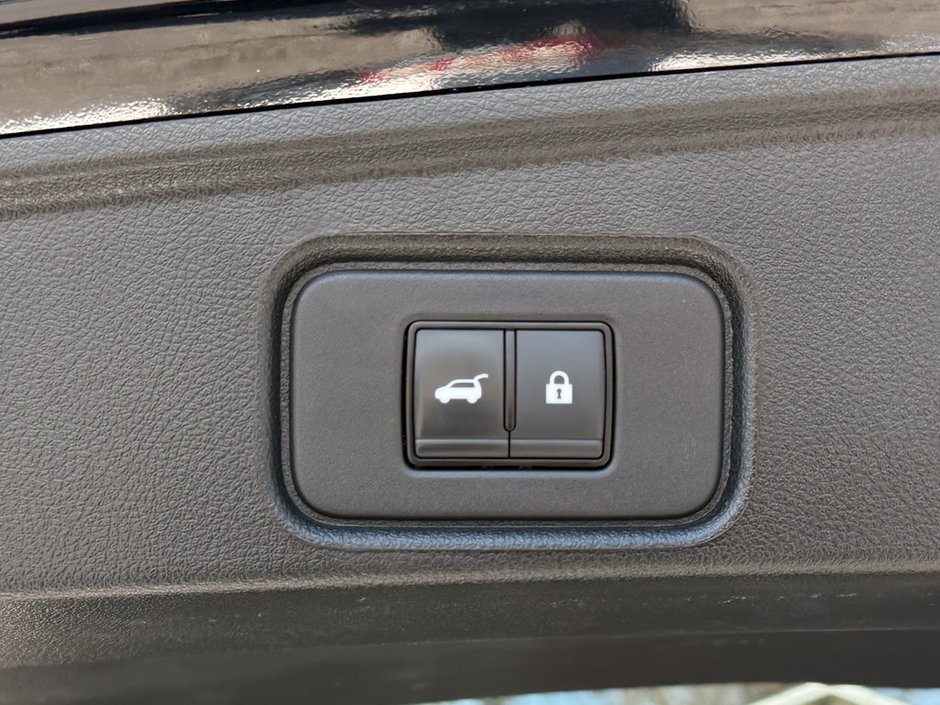 2024 Nissan Pathfinder Platinum-14