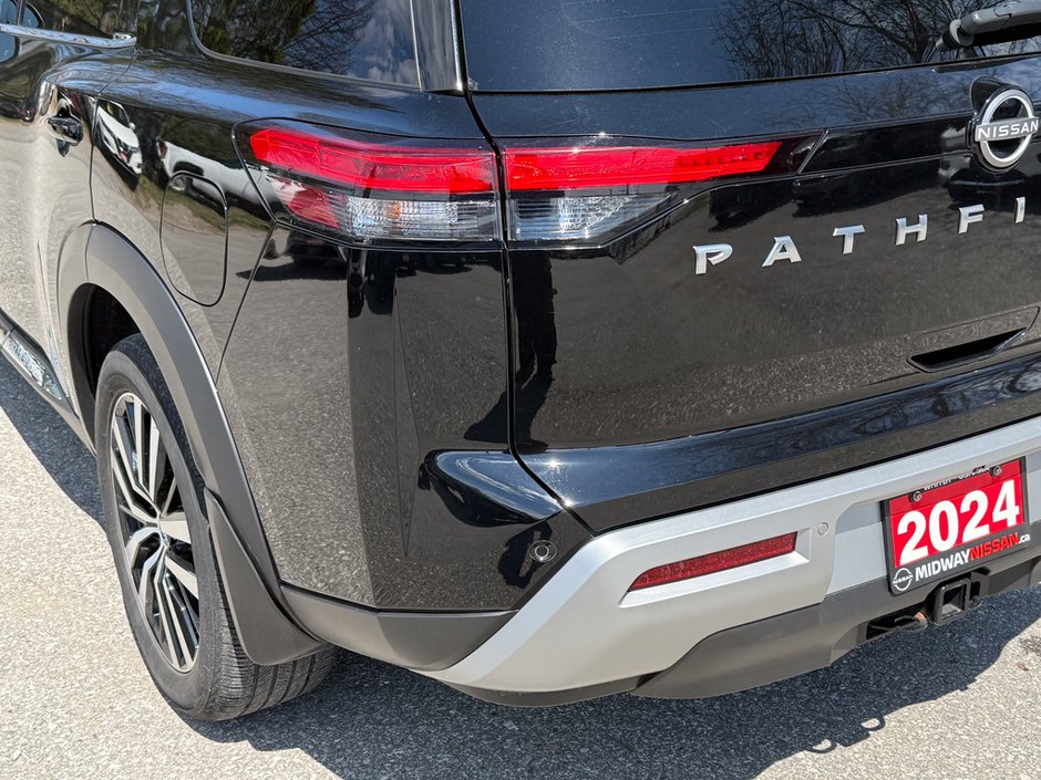2024 Nissan Pathfinder Platinum-11