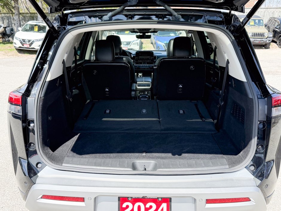 2024 Nissan Pathfinder Platinum-13