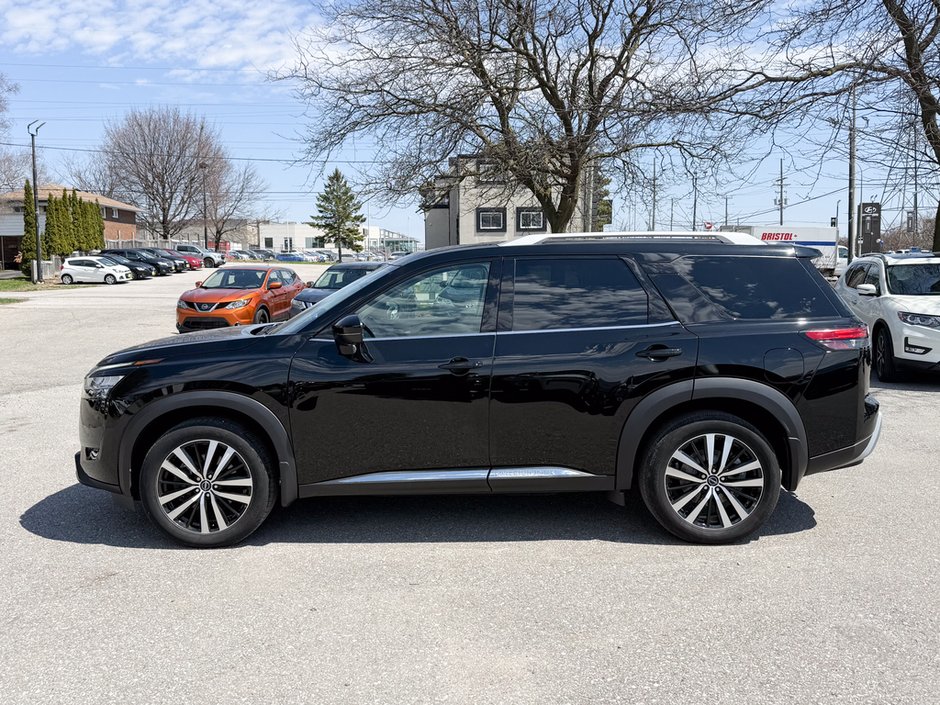 2024 Nissan Pathfinder Platinum-3