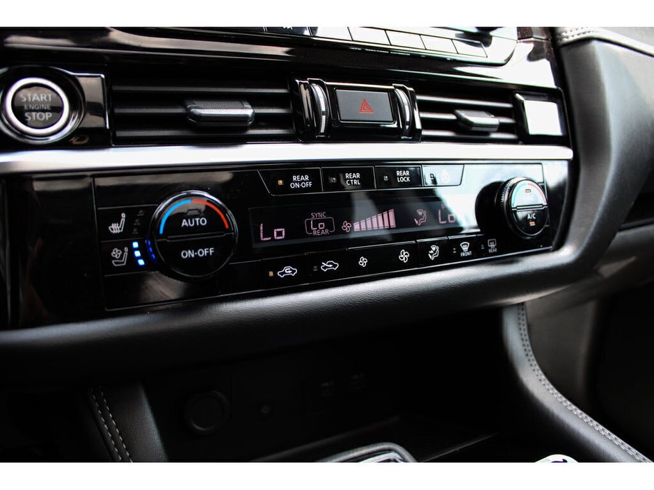 2024 Nissan Pathfinder Platinum-26