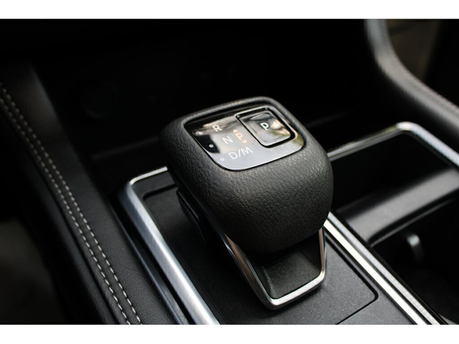 2024 Nissan Pathfinder Platinum-27