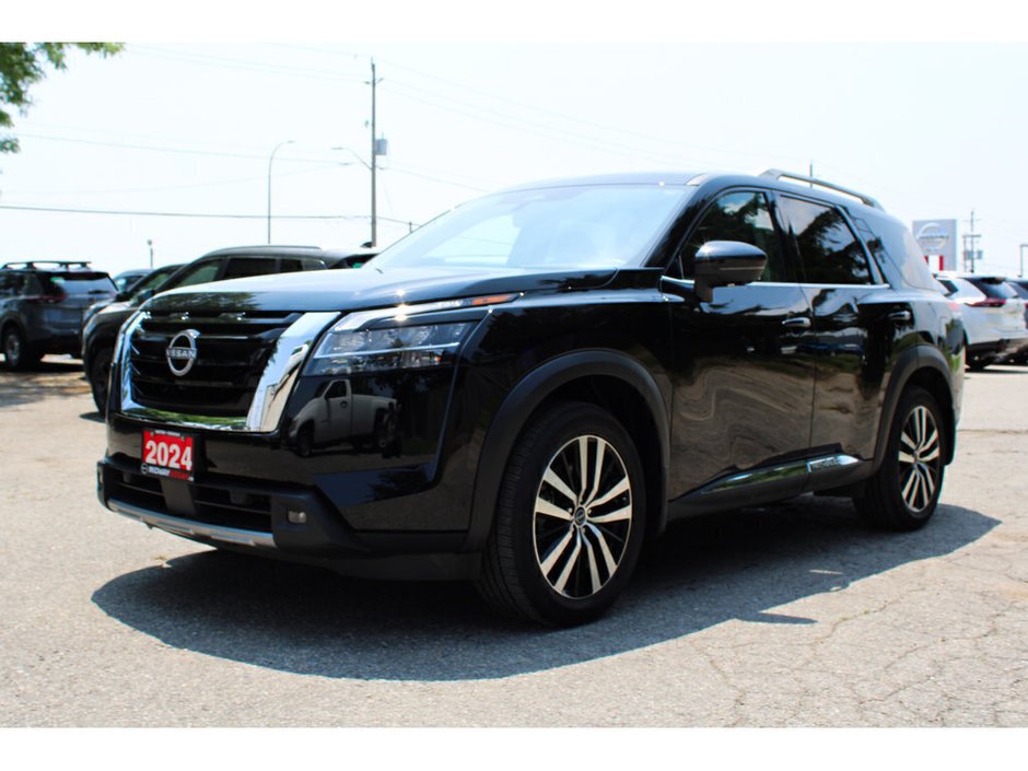 2024 Nissan Pathfinder Platinum-2