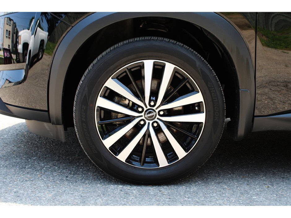 2024 Nissan Pathfinder Platinum-10