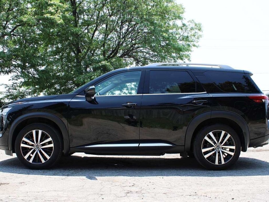 2024 Nissan Pathfinder Platinum-3
