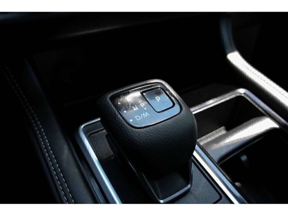 2024 Nissan Pathfinder Platinum-29
