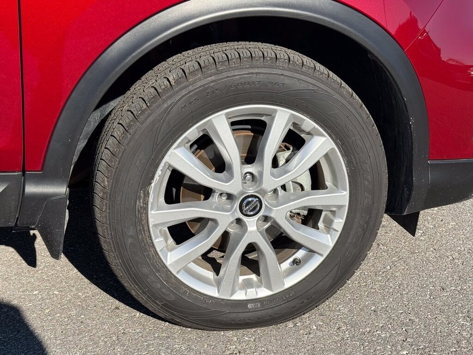 2022 Nissan Qashqai SV-9