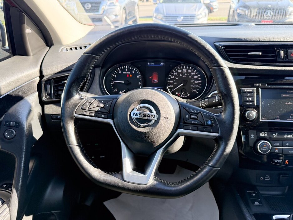 2022 Nissan Qashqai SV-17