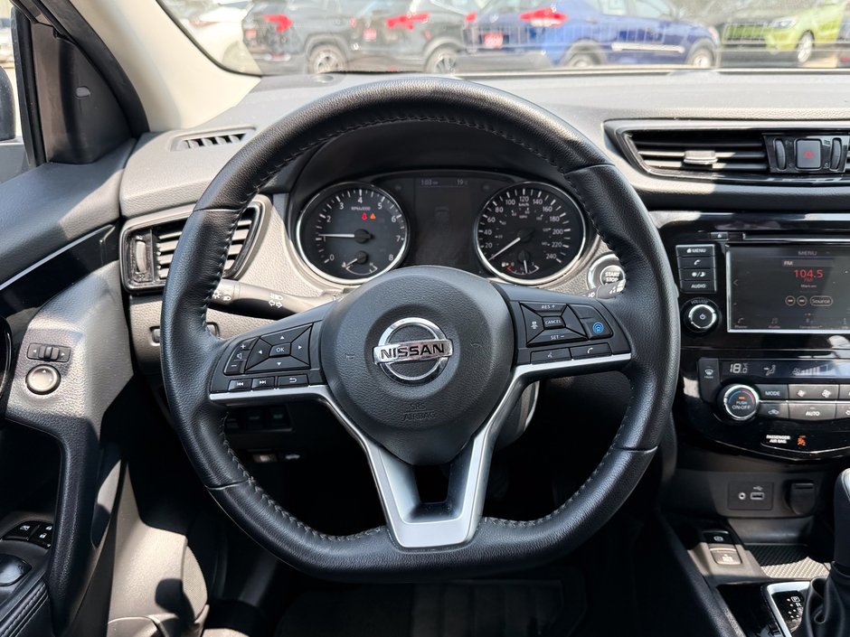 2023 Nissan Qashqai SV-17