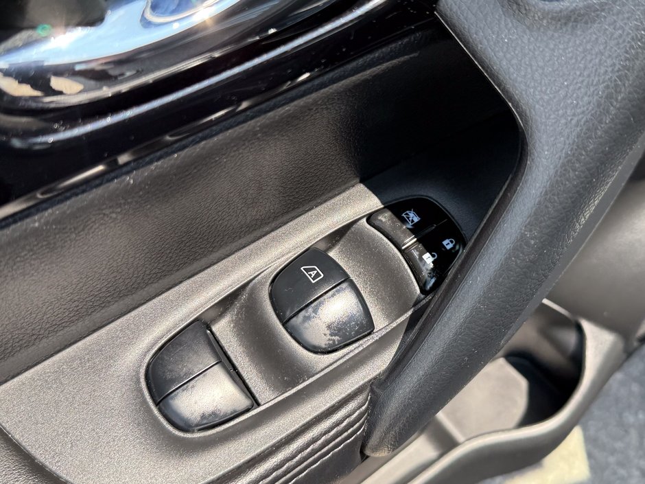 2023 Nissan Qashqai SV-20