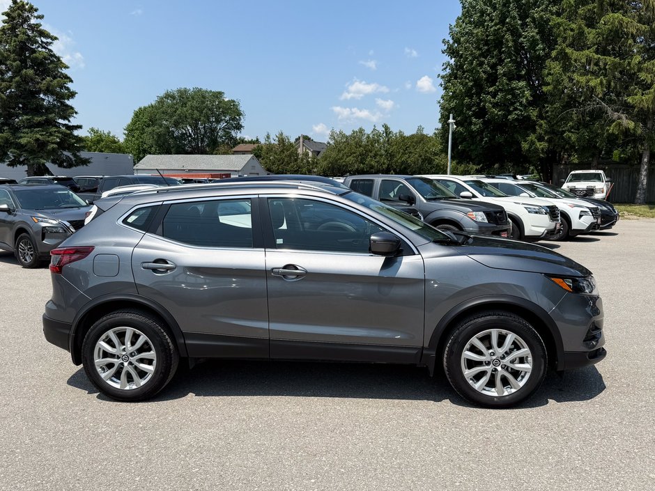 2023 Nissan Qashqai SV-8