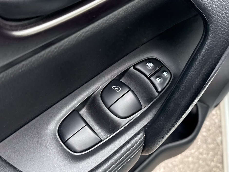 2023 Nissan Qashqai S-19