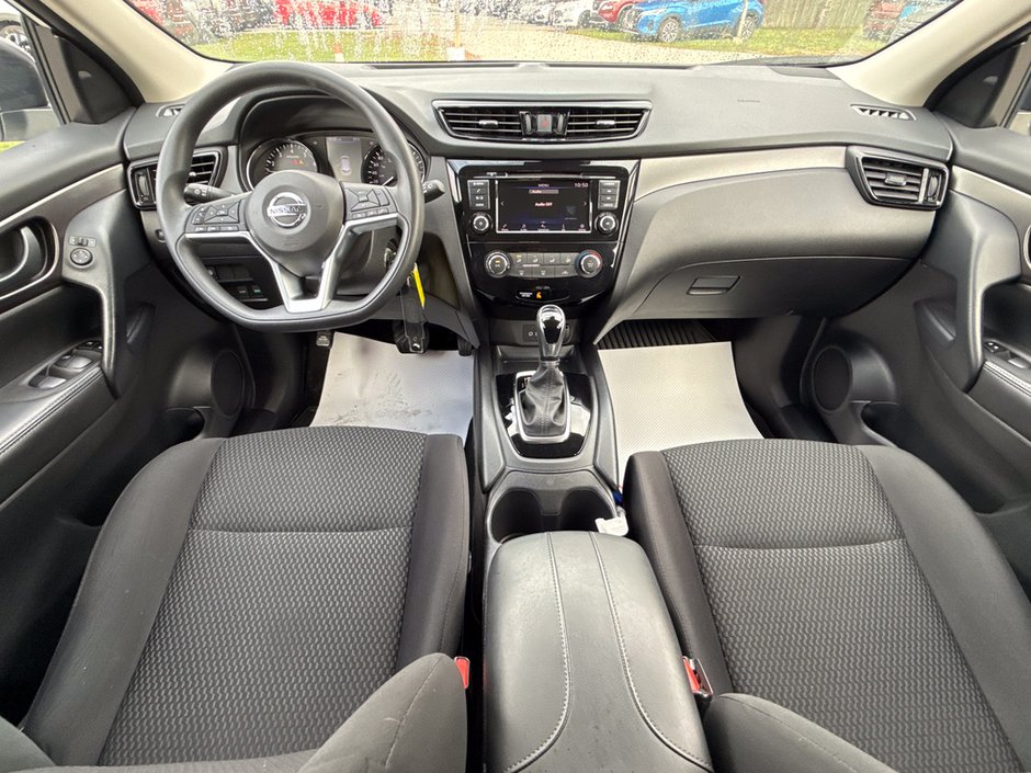 2023 Nissan Qashqai S-15