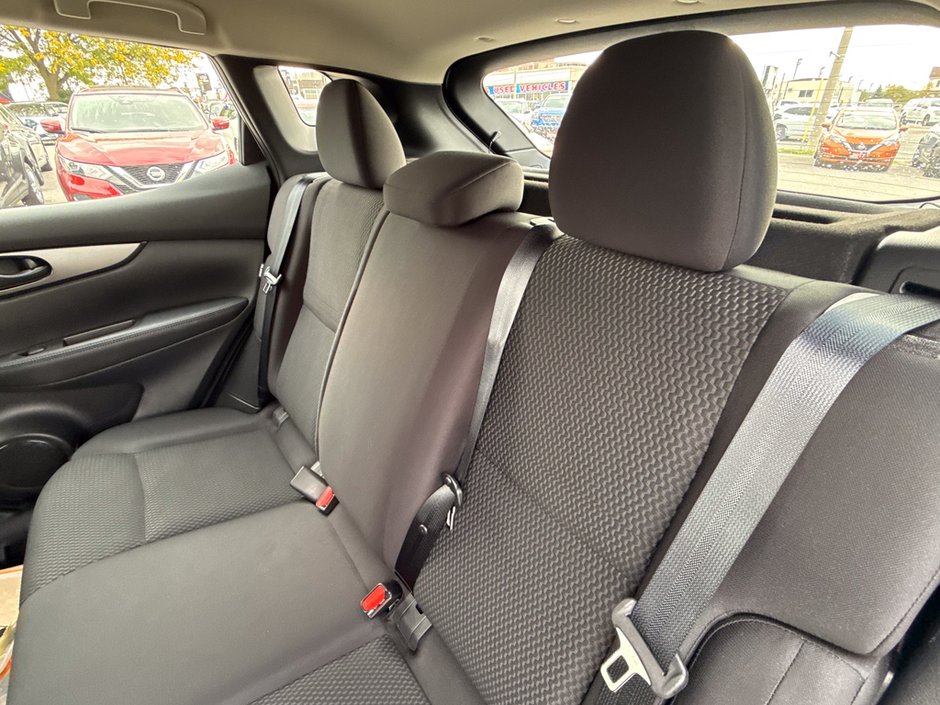 2023 Nissan Qashqai S-14