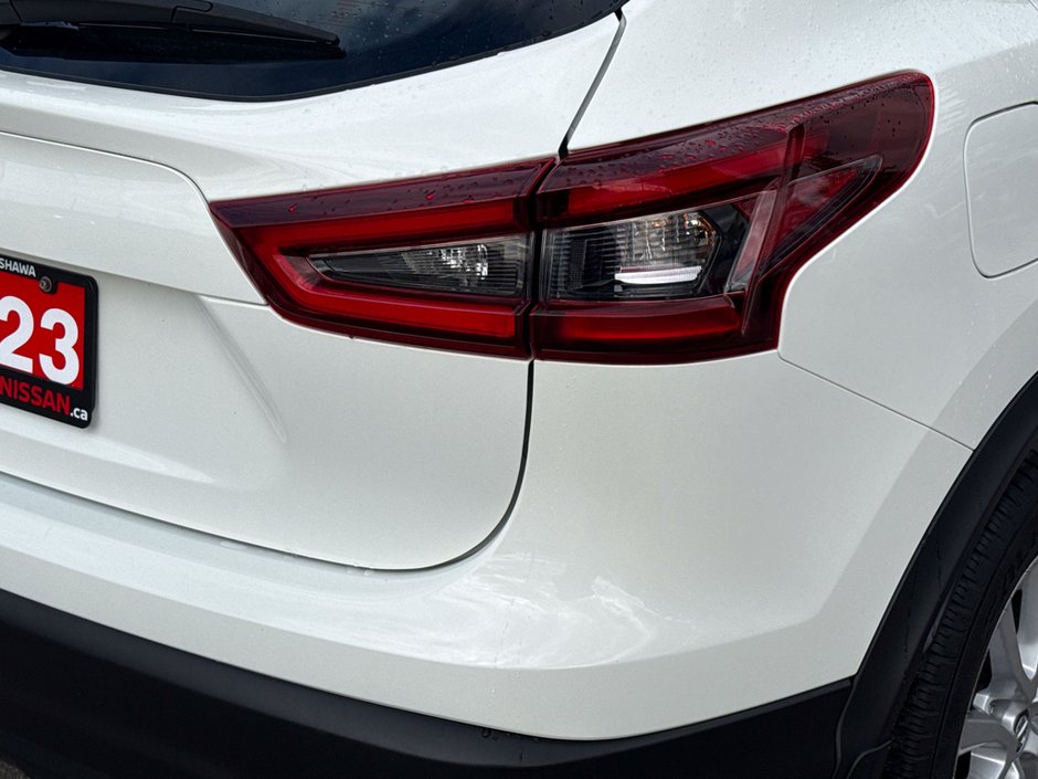 2023 Nissan Qashqai S-10