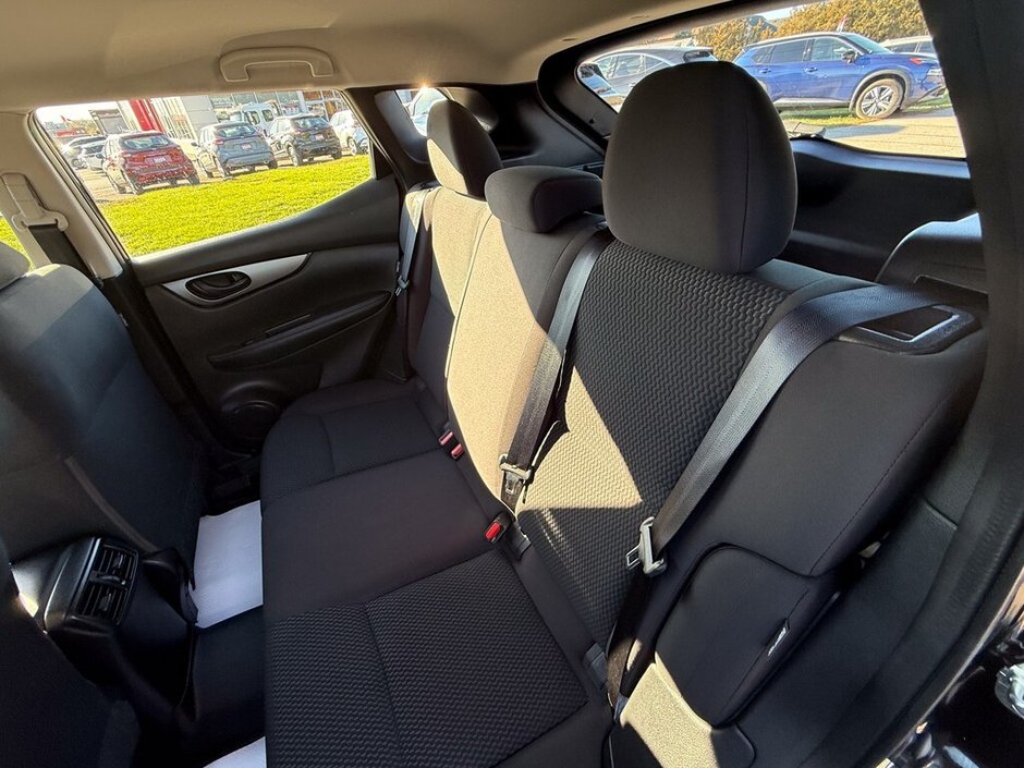 2023 Nissan Qashqai S-14