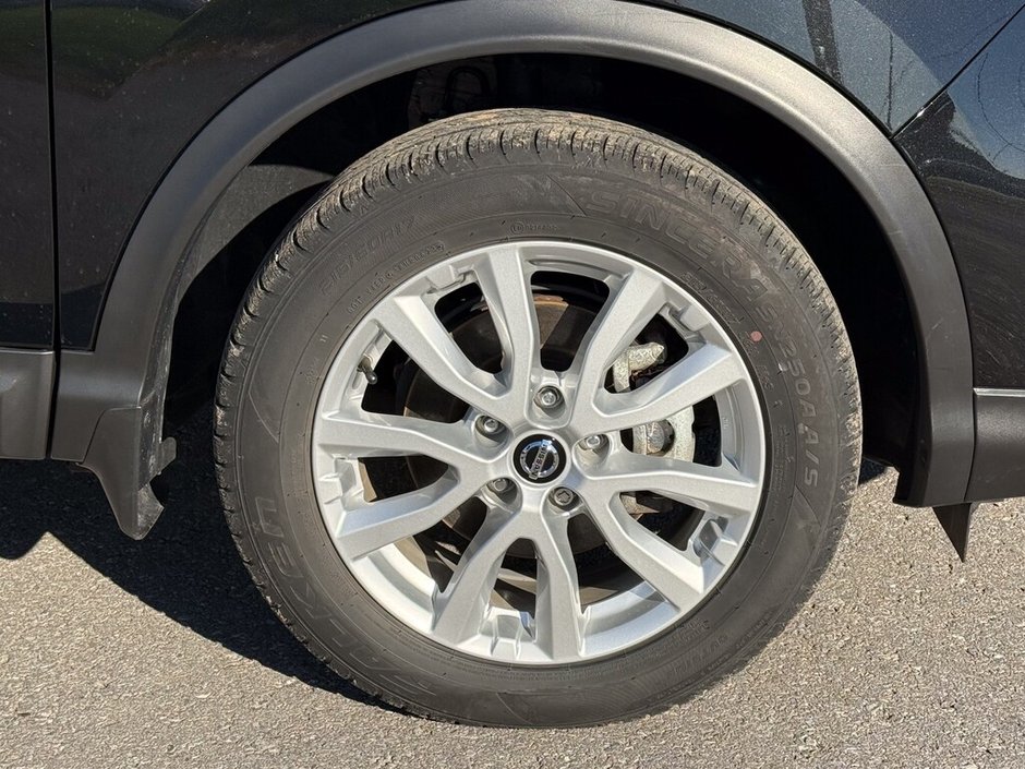 2023 Nissan Qashqai S-9