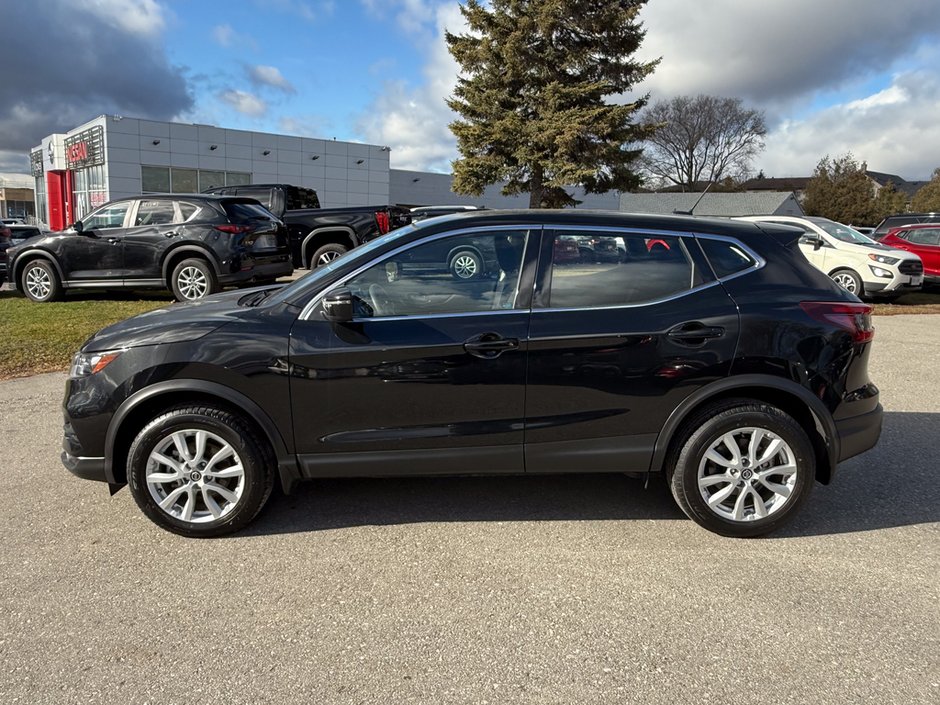 2023 Nissan Qashqai S-3