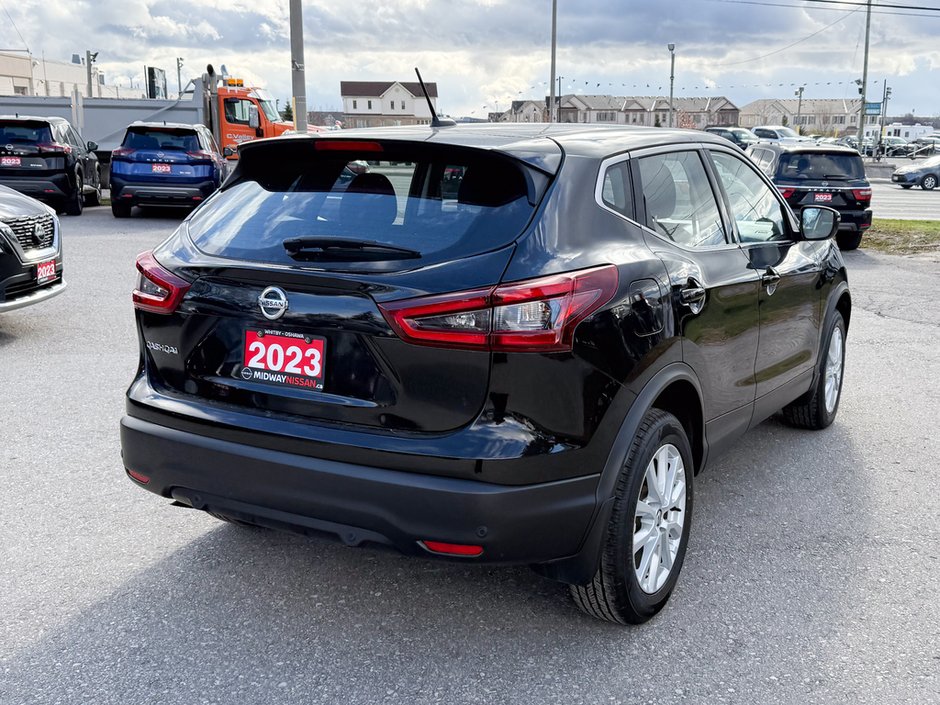 2023 Nissan Qashqai S-6