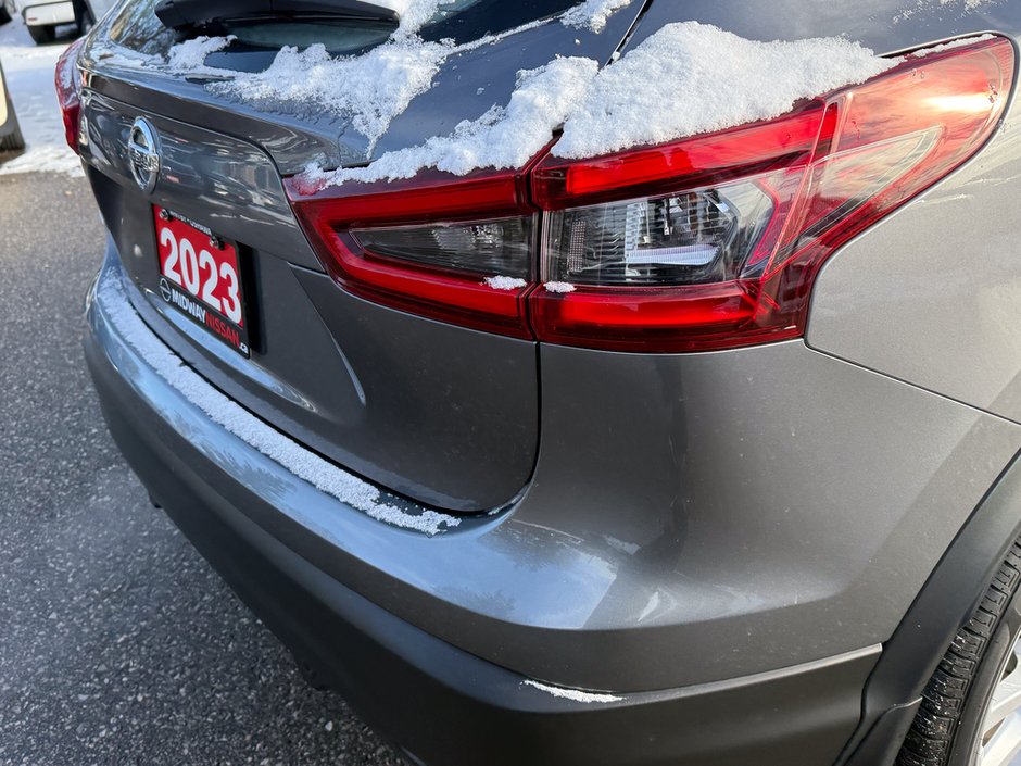 2023 Nissan Qashqai S-10