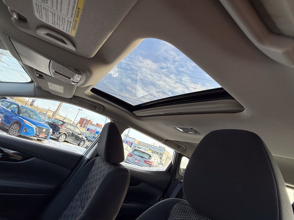 2023 Nissan Qashqai SV-20