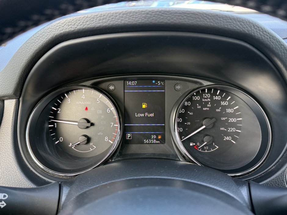 2023 Nissan Qashqai SV-22