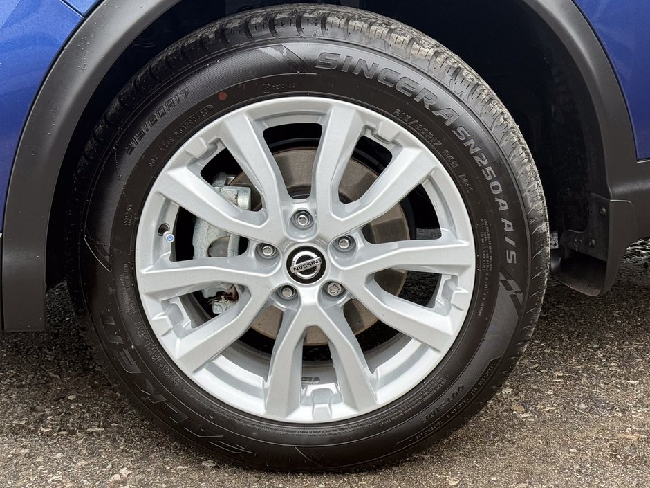 2023 Nissan Qashqai S-10