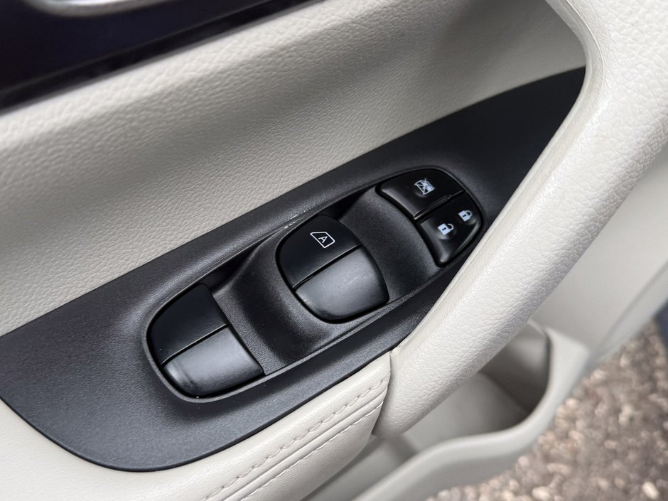 2023 Nissan Qashqai S-19