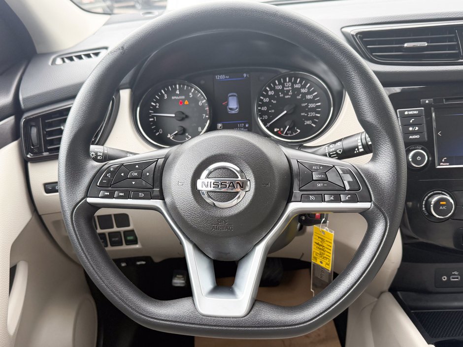 2023 Nissan Qashqai S-16