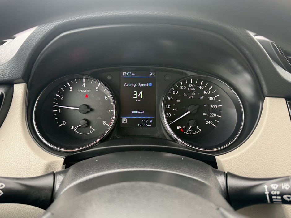 2023 Nissan Qashqai S-24