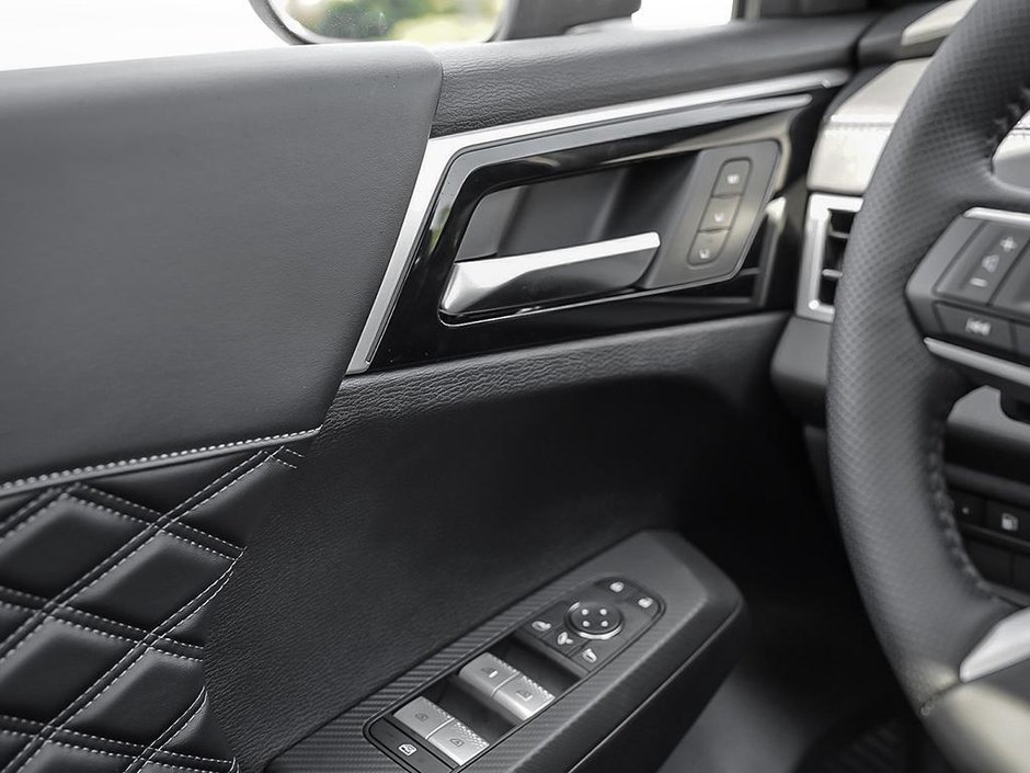 2026 Nissan Rogue Plug-in Hybrid Platinum-15