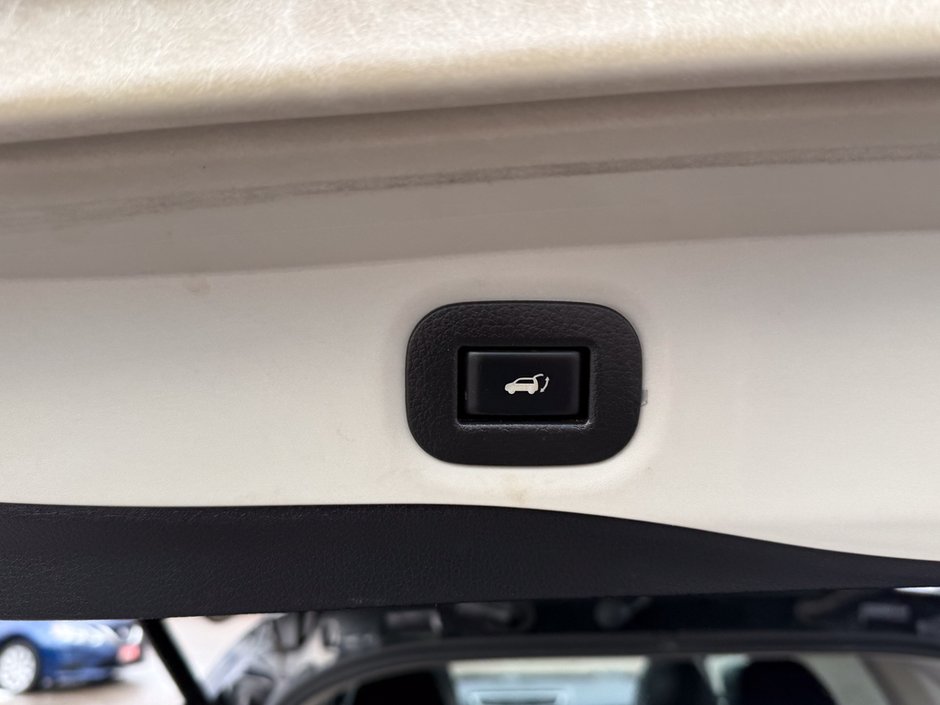 2015 Nissan Rogue SL-13