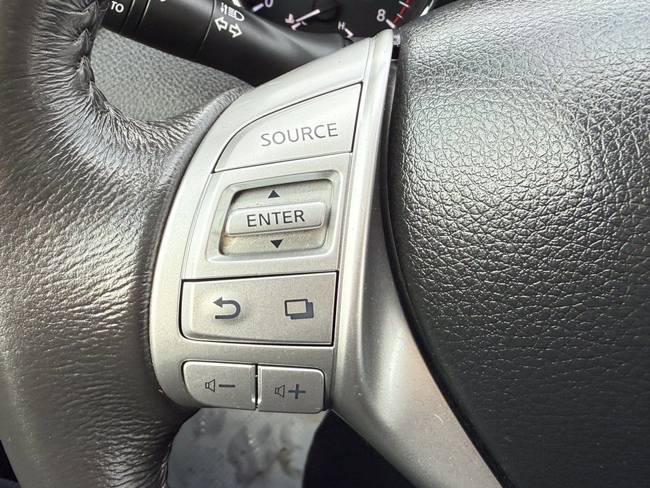 2015 Nissan Rogue SL-22