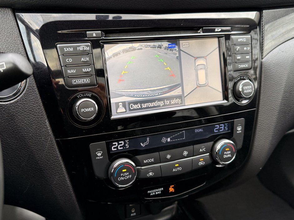 2015 Nissan Rogue SL-25