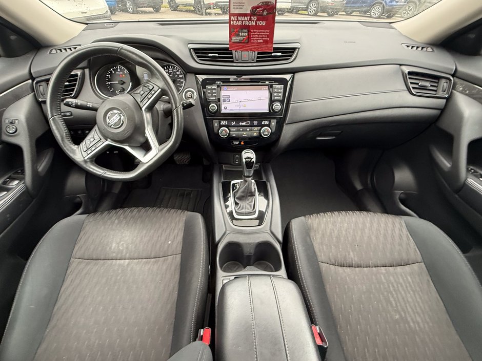 2017 Nissan Rogue SV-18
