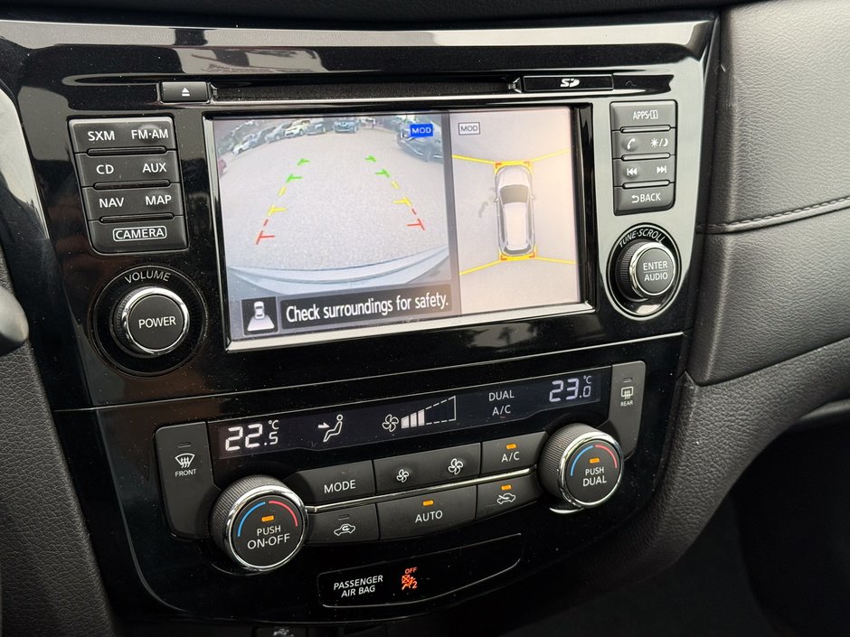 2017 Nissan Rogue SV-27