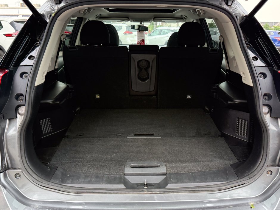 2017 Nissan Rogue SV-13