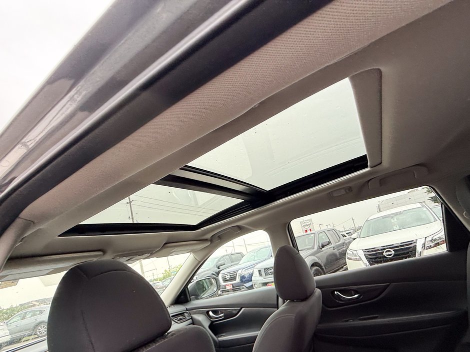 2017 Nissan Rogue SV-17