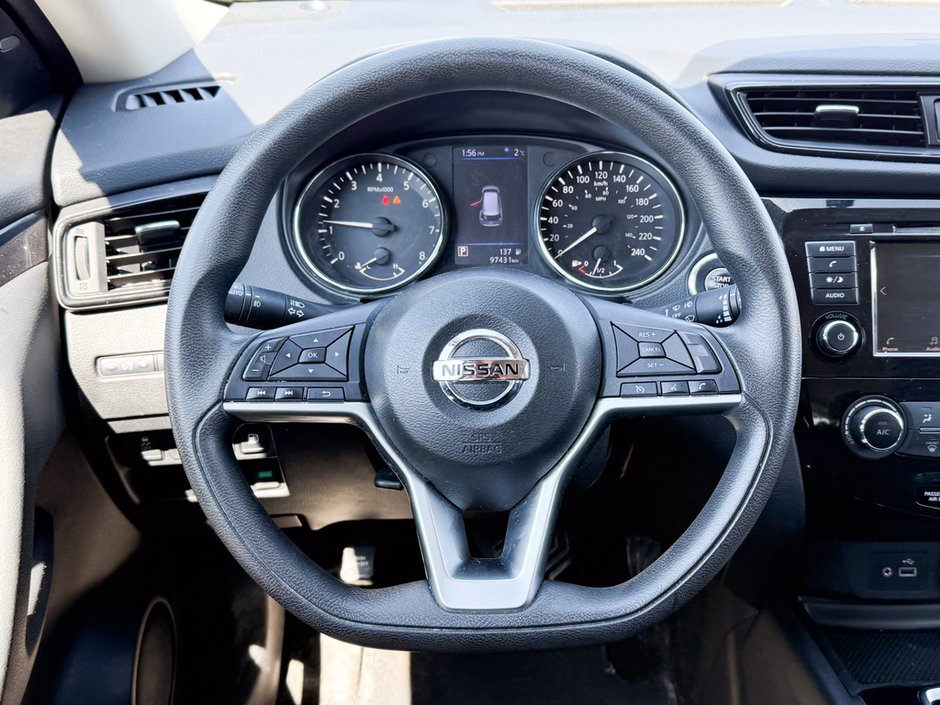 2018 Nissan Rogue-15