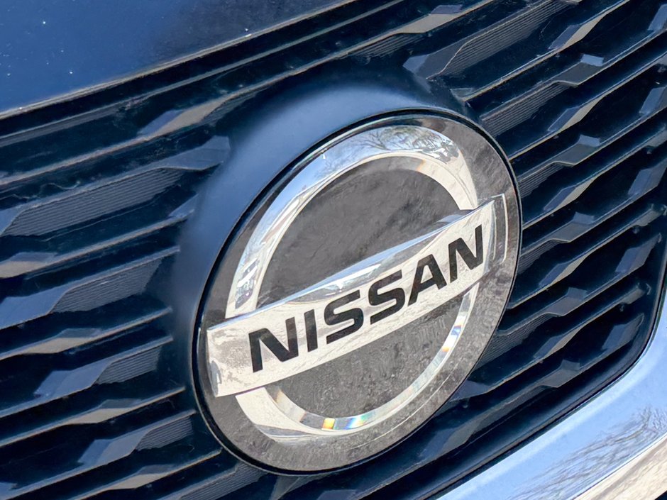 2018 Nissan Rogue-9