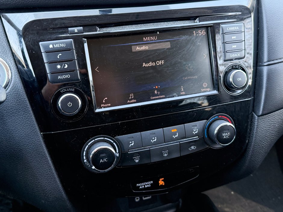 2018 Nissan Rogue-18