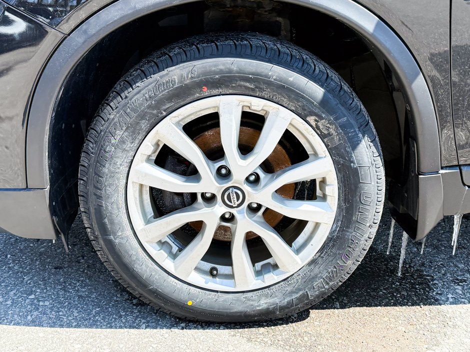 2018 Nissan Rogue-10