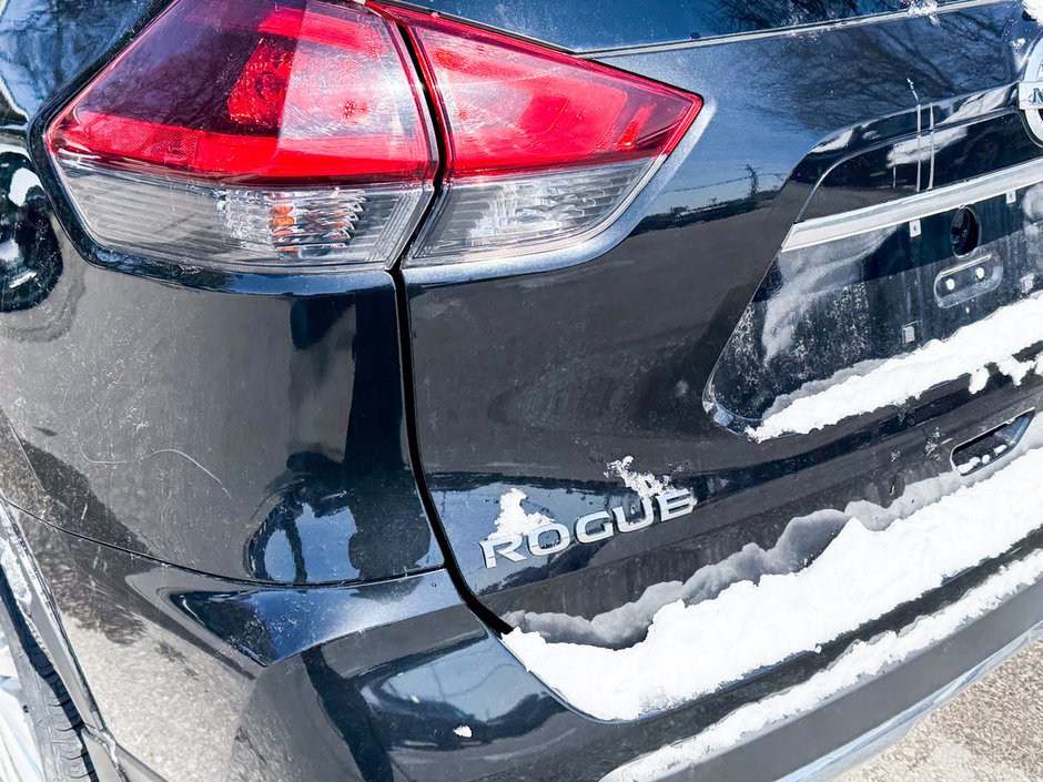 2018 Nissan Rogue-11