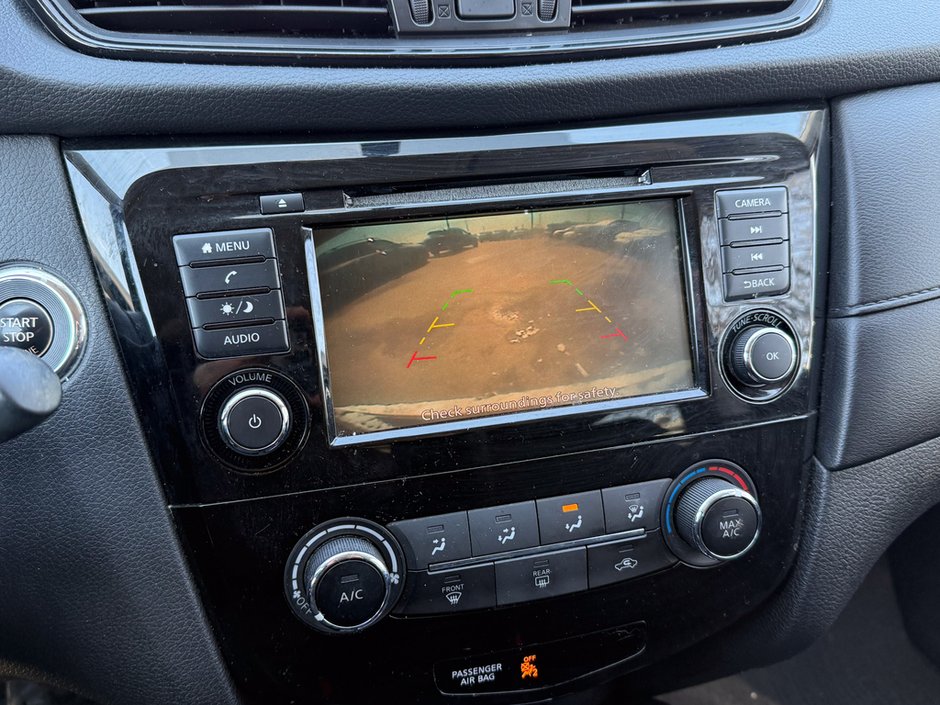 2018 Nissan Rogue-20