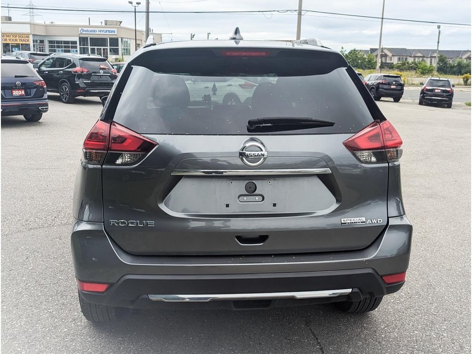 2019 Nissan Rogue S-7