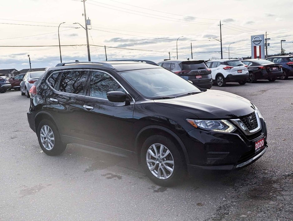 2020 Nissan Rogue S-9