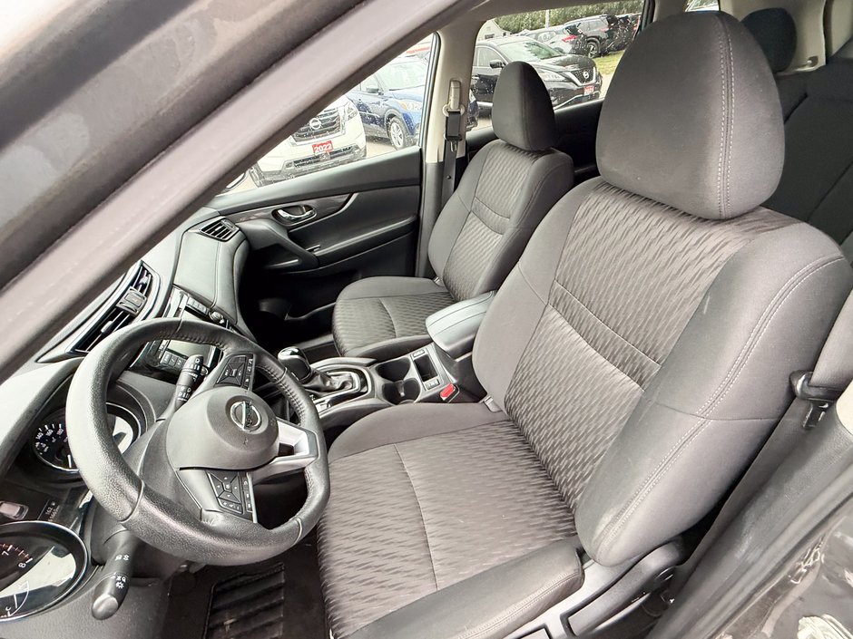 2020 Nissan Rogue S-22