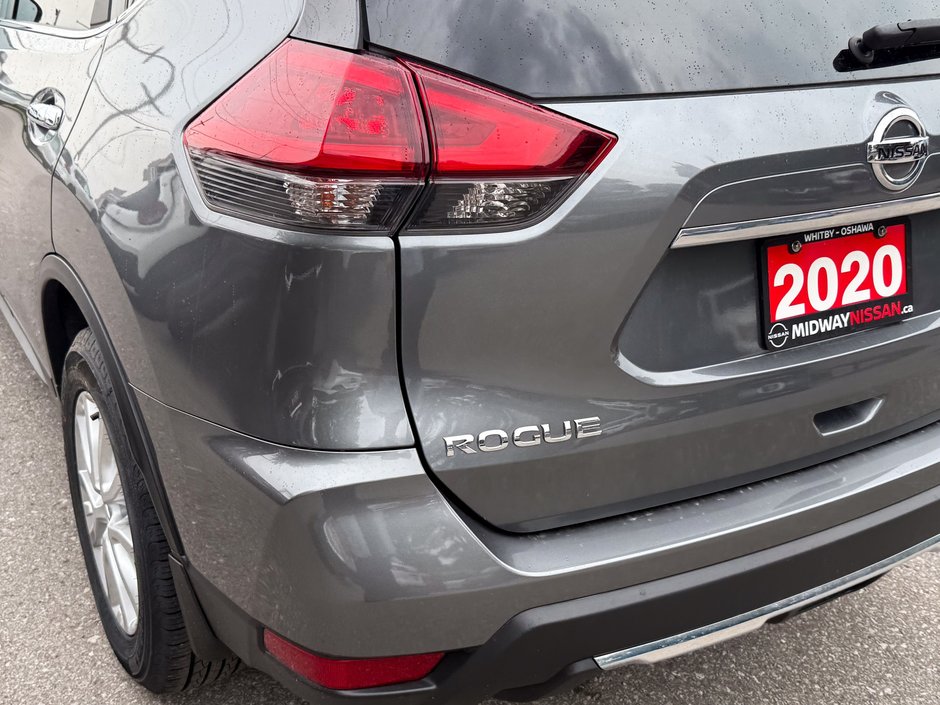 2020 Nissan Rogue S-11