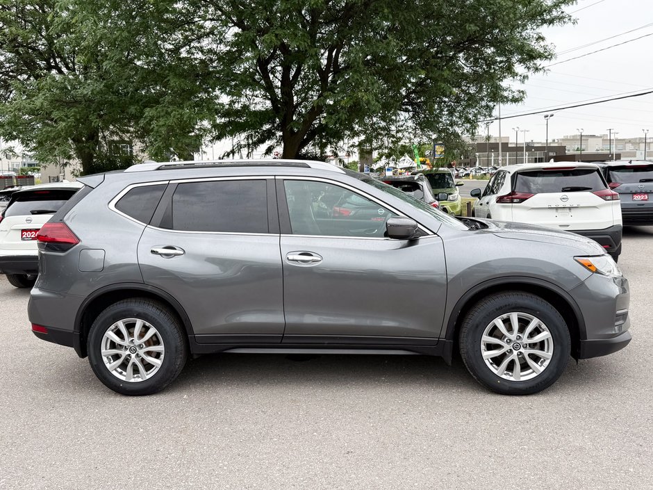2020 Nissan Rogue S-8